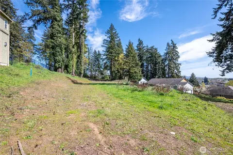 2326 W Castleman St, Longview, WA 98632