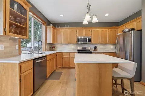 Kitchen - 20531 193rd Avenue Ct E, Orting, WA 98360 photo 2 of 3
