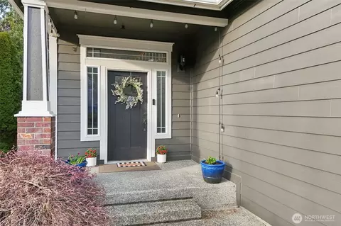 Entry Way - 20531 193rd Avenue Ct E, Orting, WA 98360 photo 3 of 3