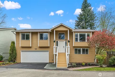 3203 200 Pl SW, Lynnwood, WA 98036