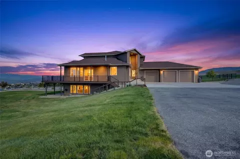 824 Shepherd Ln, East Wenatchee, WA 98802