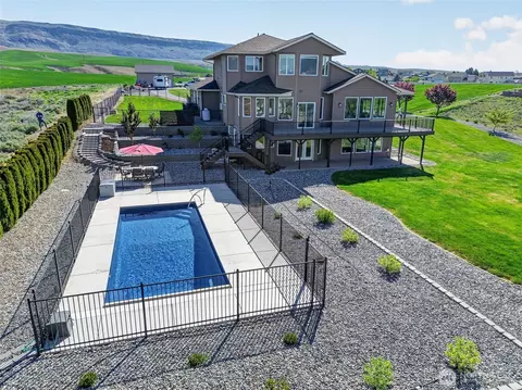 824 Shepherd Ln, East Wenatchee, WA 98802
