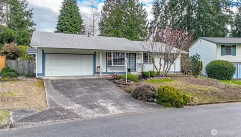 32334 9th Ave S, Federal Way, WA 98003