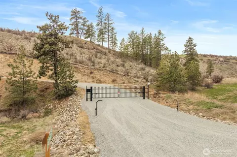 347 Ranco Perri Ln, Manson, WA 98831