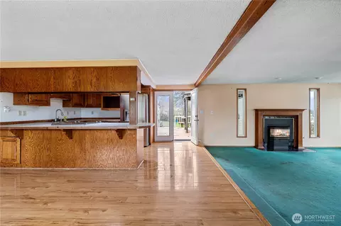 Living - 15 76th St SW, Everett, WA 98203 photo 13 of 13