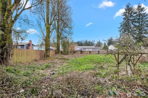 Exterior - 15 76th St SW, Everett, WA 98203 photo 9 of 10