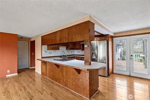 Kitchen - 15 76th St SW, Everett, WA 98203 photo 4 of 4