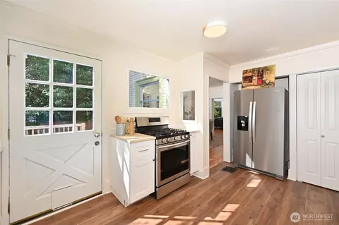 Kitchen - 318 18th Ave E, Seattle, WA 98112 photo 3 of 3