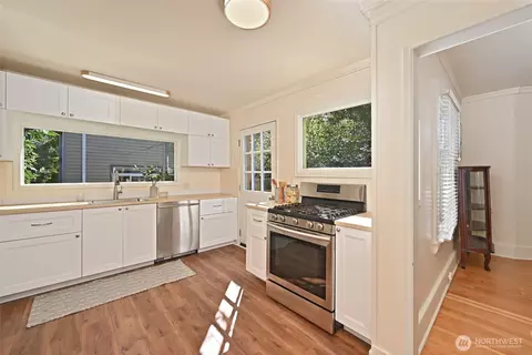 Kitchen - 318 18th Ave E, Seattle, WA 98112 photo 1 of 3
