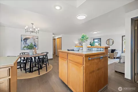 Dining - 4926 Forest Dr, Everett, WA 98203 photo 4 of 4