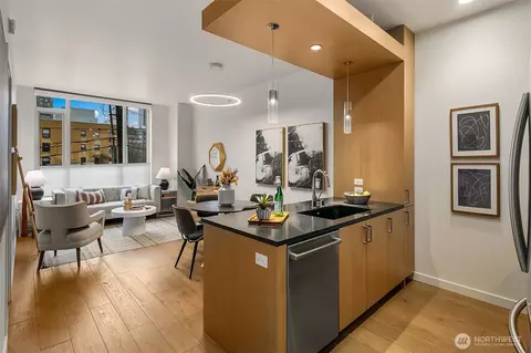 1321 Seneca St #206, Seattle, WA 98101