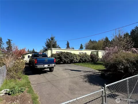 25509 33rd Avenue Ct E, Spanaway, WA 98387