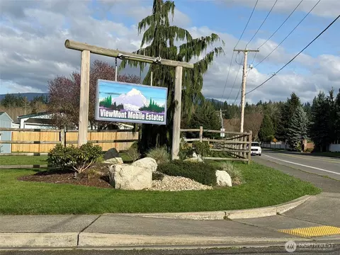 1120 S 25th St #1, Mount Vernon, WA 98274