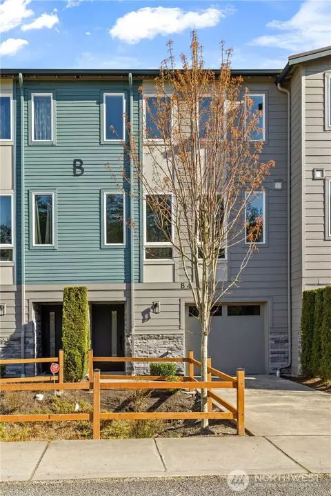 17905 35th Ave SE #B4, Bothell, WA 98012