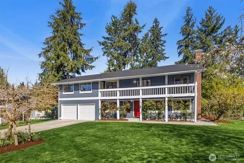 15126 NE 67th Pl, Redmond, WA 98052