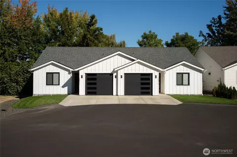 1037 Date Ave, College Place, WA 99324
