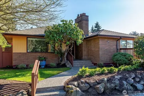 3449 NW 62nd St, Seattle, WA 98107