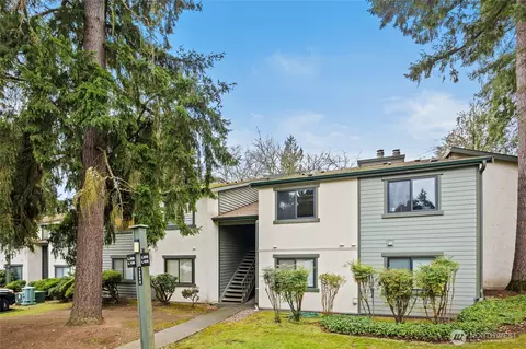12905 126th Ct NE #L105, Kirkland, WA 98034
