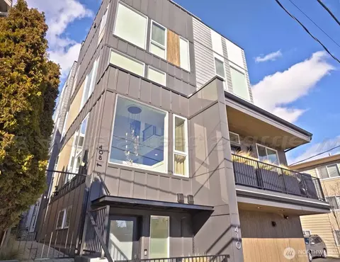 408 Aloha St, Seattle, WA 98109