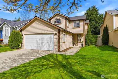 8913 1st Pl SE, Lake Stevens, WA 98258