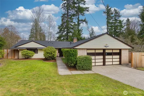 1208 172nd Ave NE, Bellevue, WA 98008