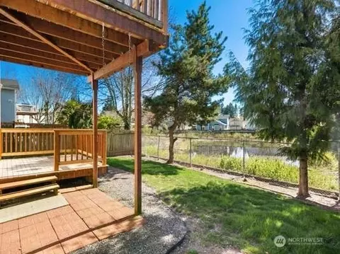Exterior - 4624 150th Pl SE, Everett, WA 98208 photo 4 of 5