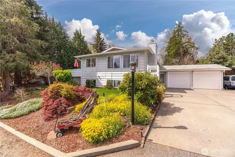 910 N Jennifer Ln, East Wenatchee, WA 98802