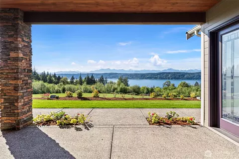Exterior - 151 E Windy Ridge Ln, Belfair, WA 98528 photo 4 of 7