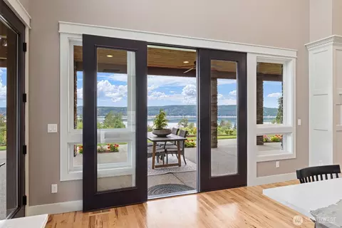 Entry Way - 151 E Windy Ridge Ln, Belfair, WA 98528 photo 2 of 2