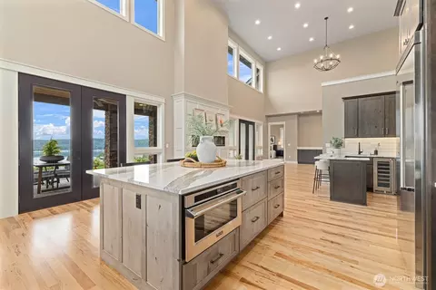Kitchen - 151 E Windy Ridge Ln, Belfair, WA 98528 photo 3 of 4
