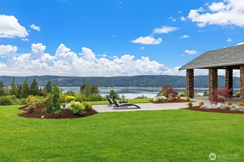 Exterior - 151 E Windy Ridge Ln, Belfair, WA 98528 photo 2 of 7
