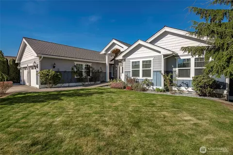4448 Castlerock Dr, Blaine, WA 98230