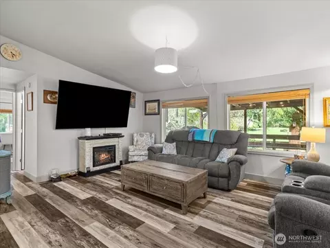 147 Carlon Loop, Longview, WA 98632 photo 18