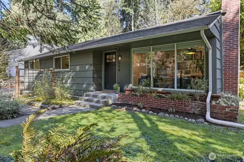 3008 NE 178th St, Lake Forest Park, WA 98155