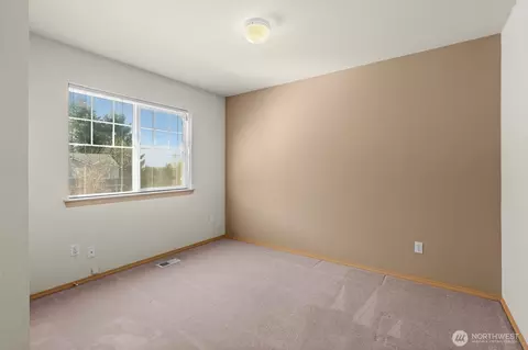 Bedroom - 20505 190th Ave E, Orting, WA 98360 photo 6 of 7