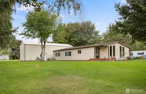 7472 Road F SE #8, Othello, WA 99344