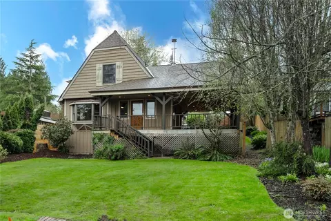 21515 SE 265th Pl, Maple Valley, WA 98038