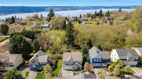 2023 Kennewick Pl NE, Renton, WA 98056