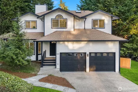 3328 168th Pl SE, Bellevue, WA 98008