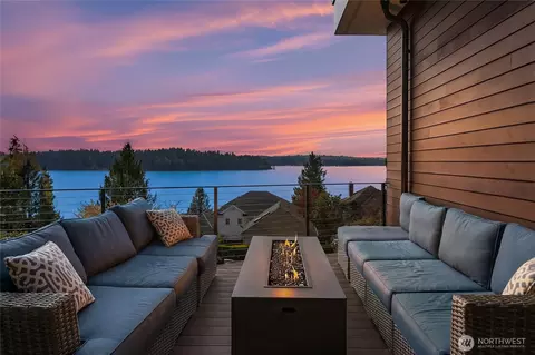 4628 Forest Ave SE, Mercer Island, WA 98040