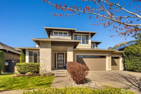 732 SE 11th St, North Bend, WA 98045