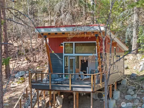 8056 Bayne Rd, Leavenworth, WA 98826