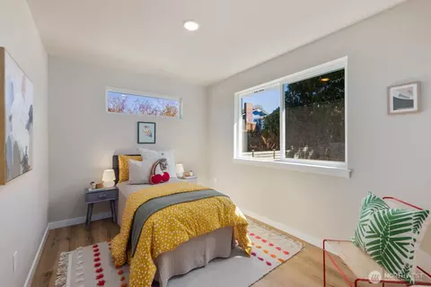 Bedroom - 3425 Bell Ave, Everett, WA 98201 photo 2 of 2