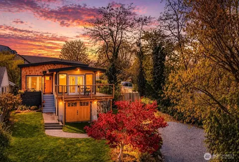 8607 42nd Ave S, Seattle, WA 98118