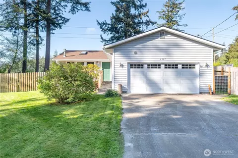 4587 Siesta Place Pl, Oak Harbor, WA 98277