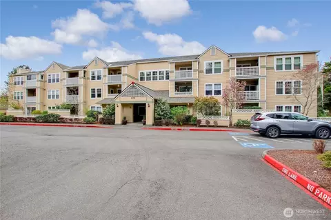 4133 224th Ln SE #202, Issaquah, WA 98029