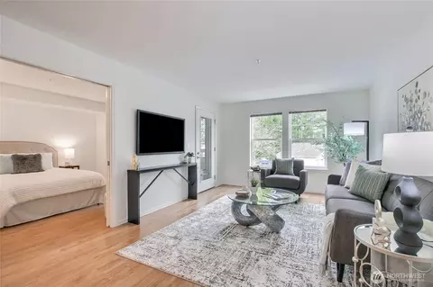 4133 224th Ln SE #202, Issaquah, WA 98029