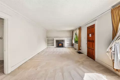 Living - 401 23rd Ave E, Seattle, WA 98112 photo 4 of 7