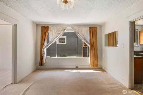 Living - 401 23rd Ave E, Seattle, WA 98112 photo 7 of 7