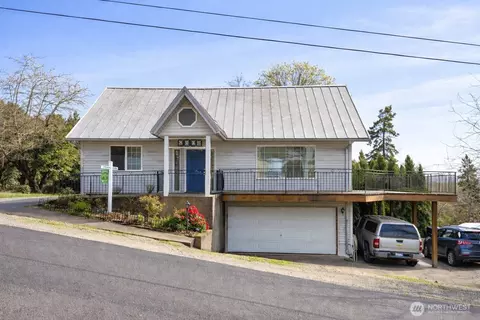 397 Juniper St, Kalama, WA 98625